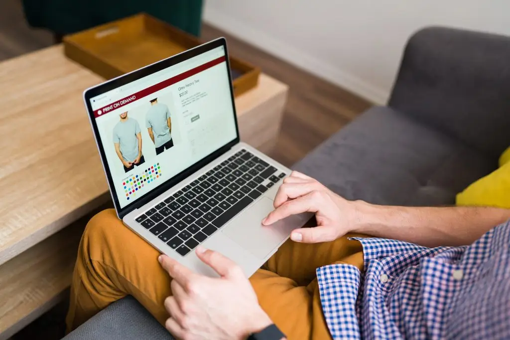 Ai conversii Google Ads, dar mai puține comenzi în magazin?